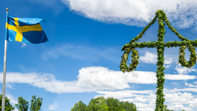 Förändrade öppettider i samband med midsommarhelgen