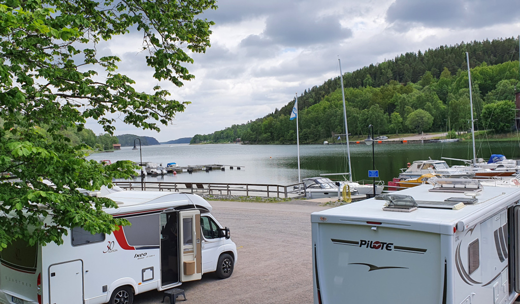 Ställplatserna i Valdemarsviks gästhamn